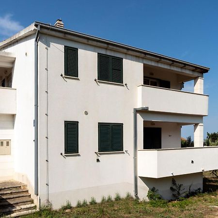 Apartment Mandalina House Stari Grad  Ngoại thất bức ảnh